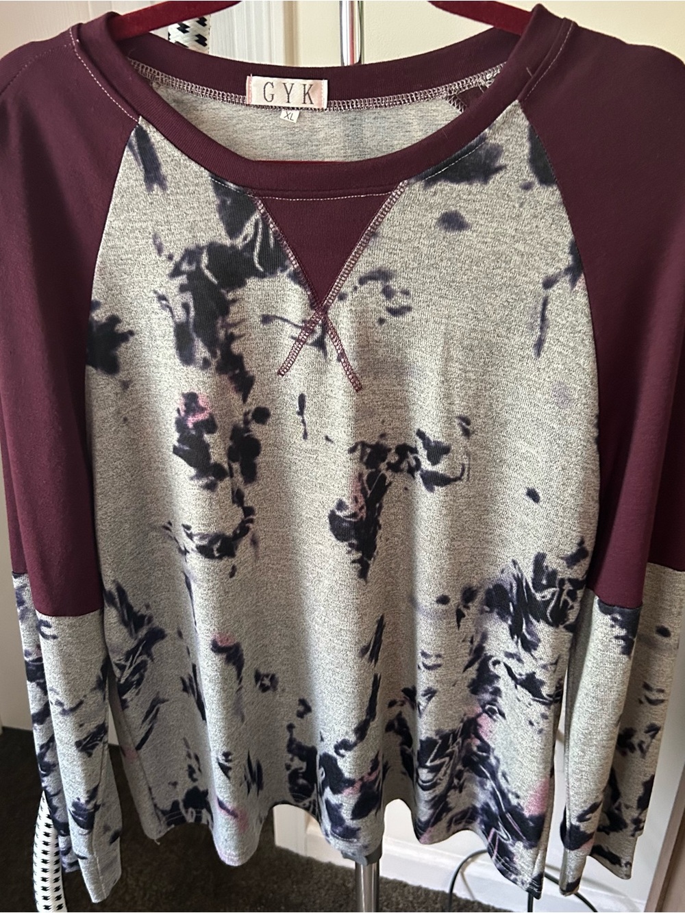 Women's Maroon Raglan Tie-Dye Pullover Sweatshirt